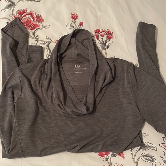 Grey Asymmetrical Long Sleeve Top - Picture 5 of 5